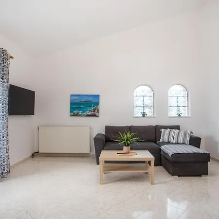 Apartamento Margerita Asgourou