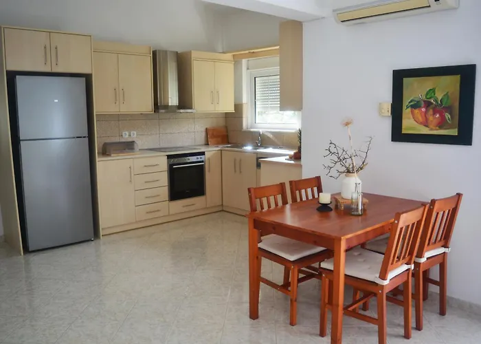 Margerita Apartament Asgourou